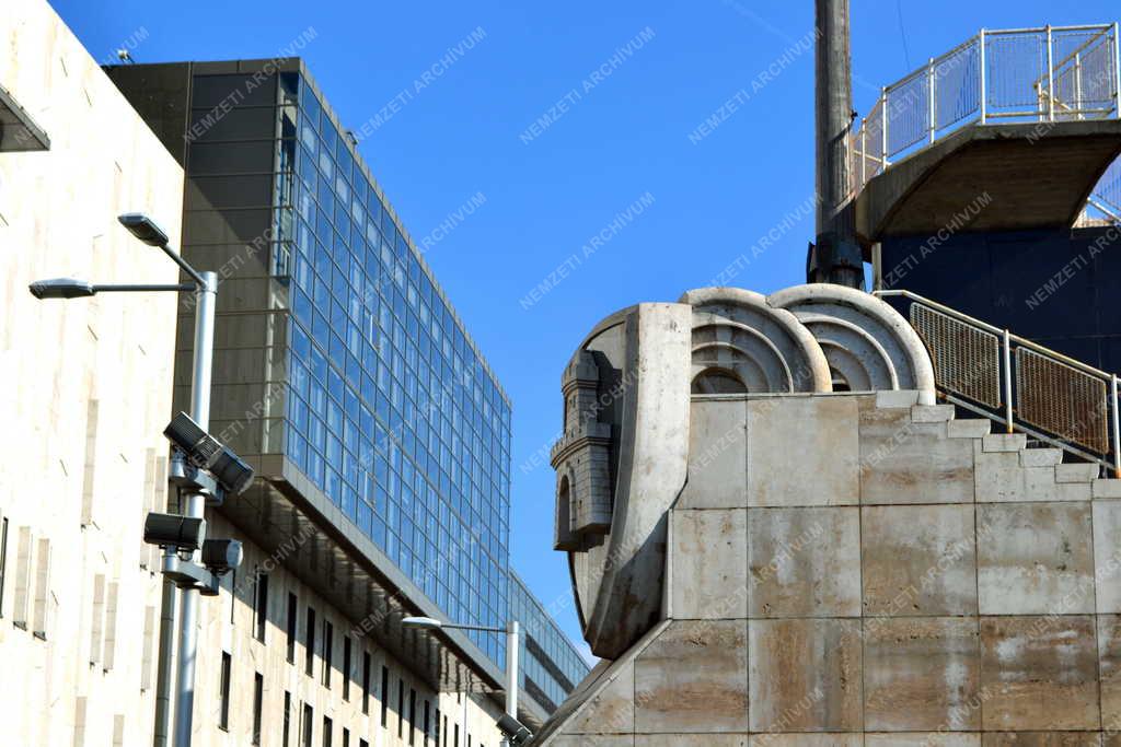 Budapest - Híd - Épületfotó