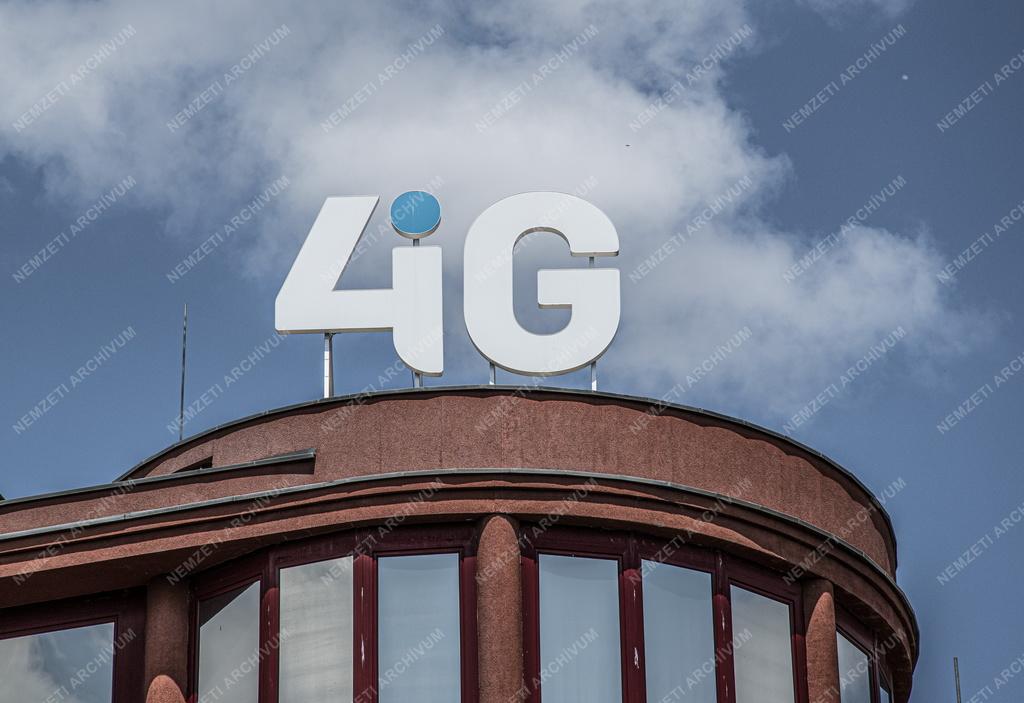 Informatika - Gazdaság - 4iG Nyrt.