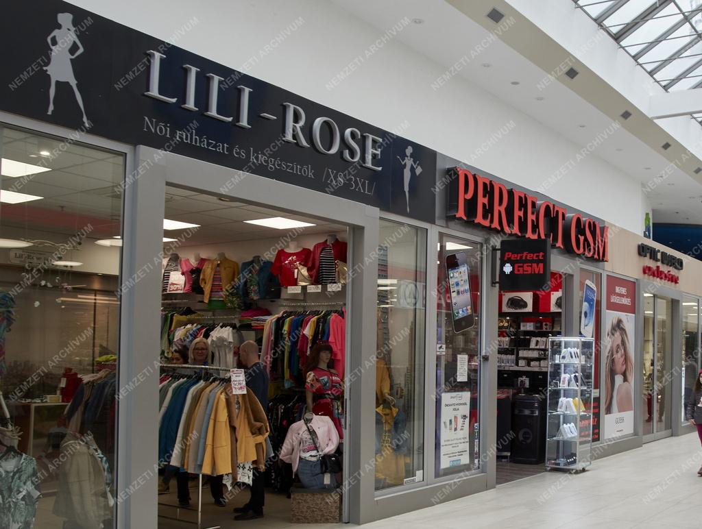 Kereskedelem - Szolgáltatás - Budapest - Lurdy Ház