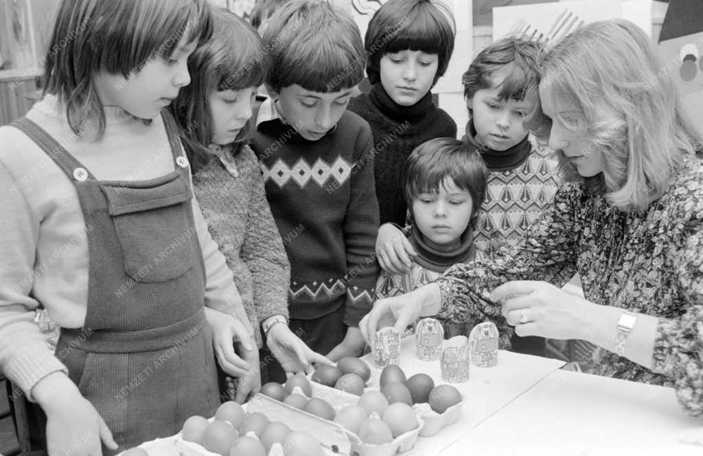 Oktatás - Húsvétra készülnek a pápai iskolások