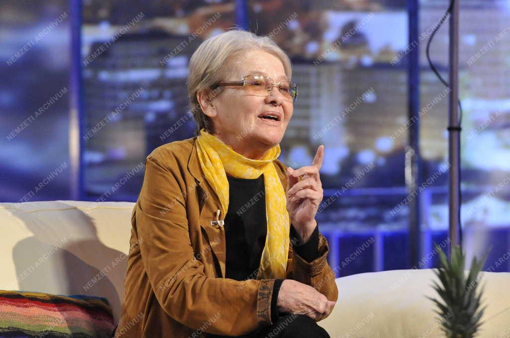 Kultúra - Televízió - DTK - D. Tóth Kriszta Show