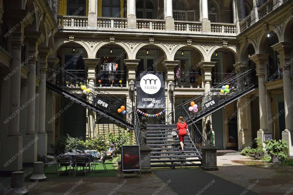 Városkép - Budapest - Paloma Fashion & Art Gallery