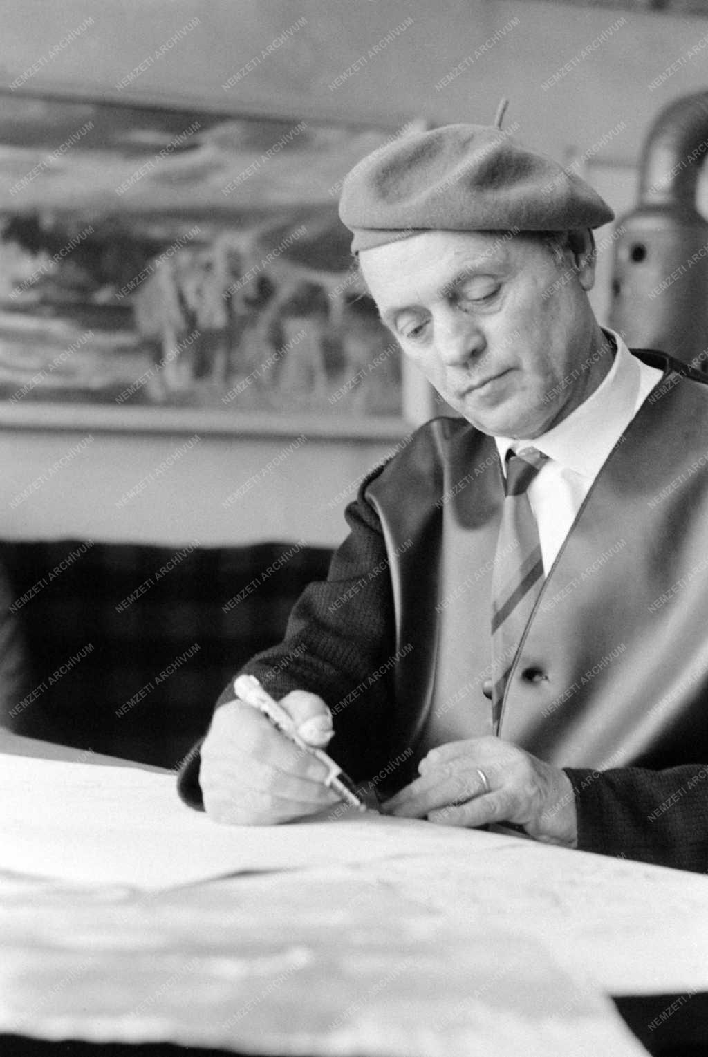 Kultúra - Pituk József Viktorián