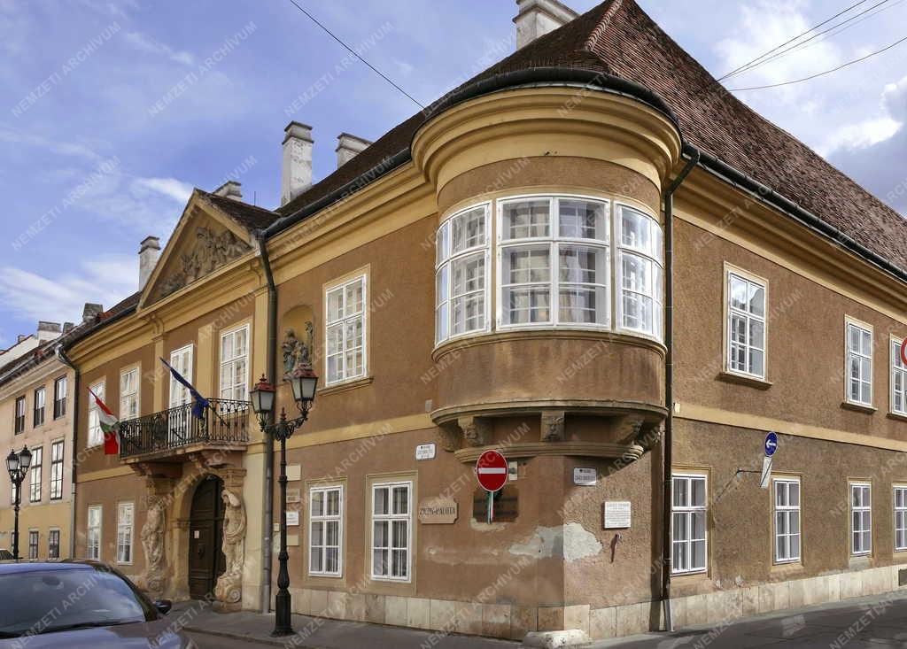 Városkép - Győr - Zichy-palota