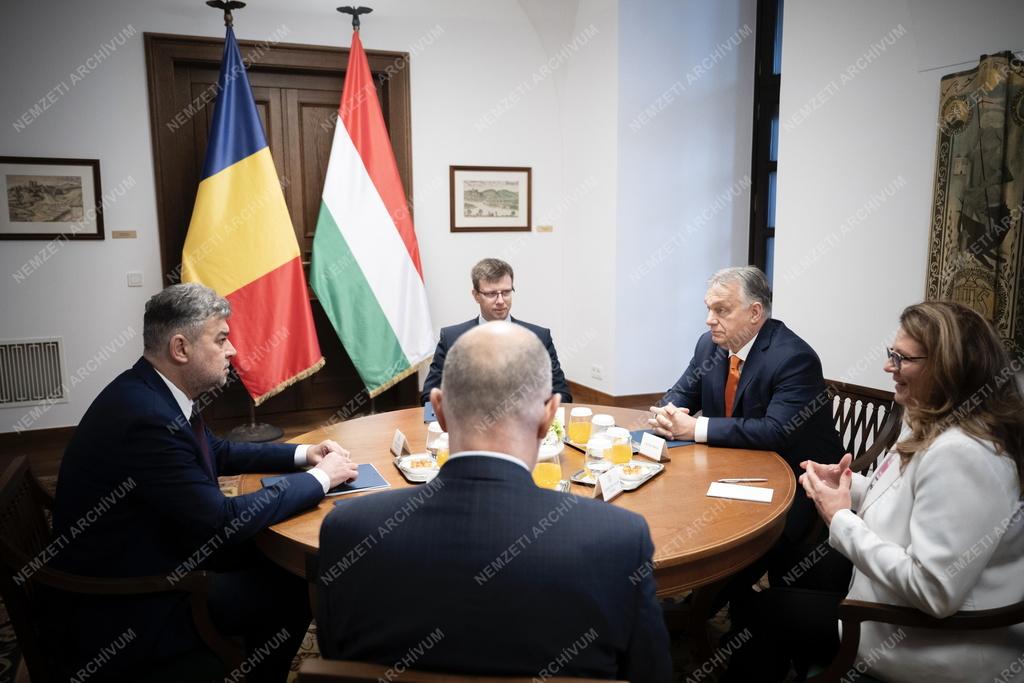 Orbán Viktor a román miniszterelnökkel tárgyalt