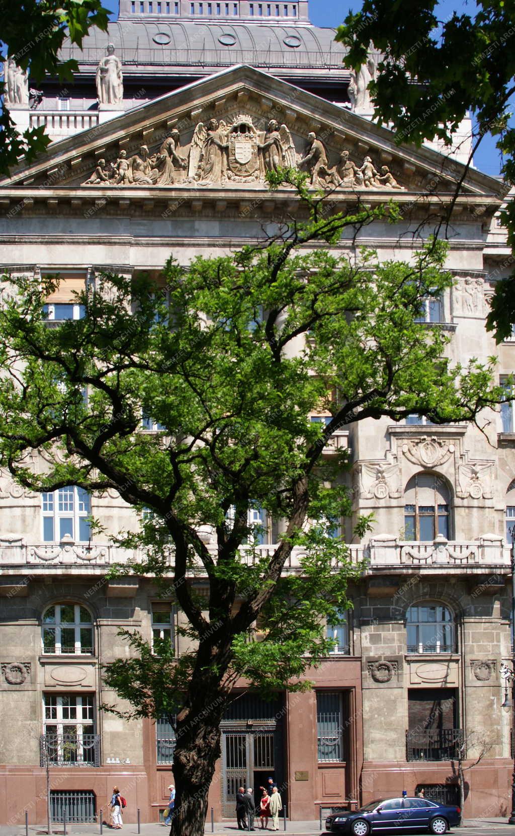 Budapest - Városkép - Középület