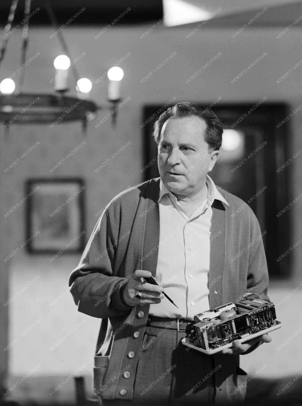 Kultúra - Az Esős vasárnap című film forgatása