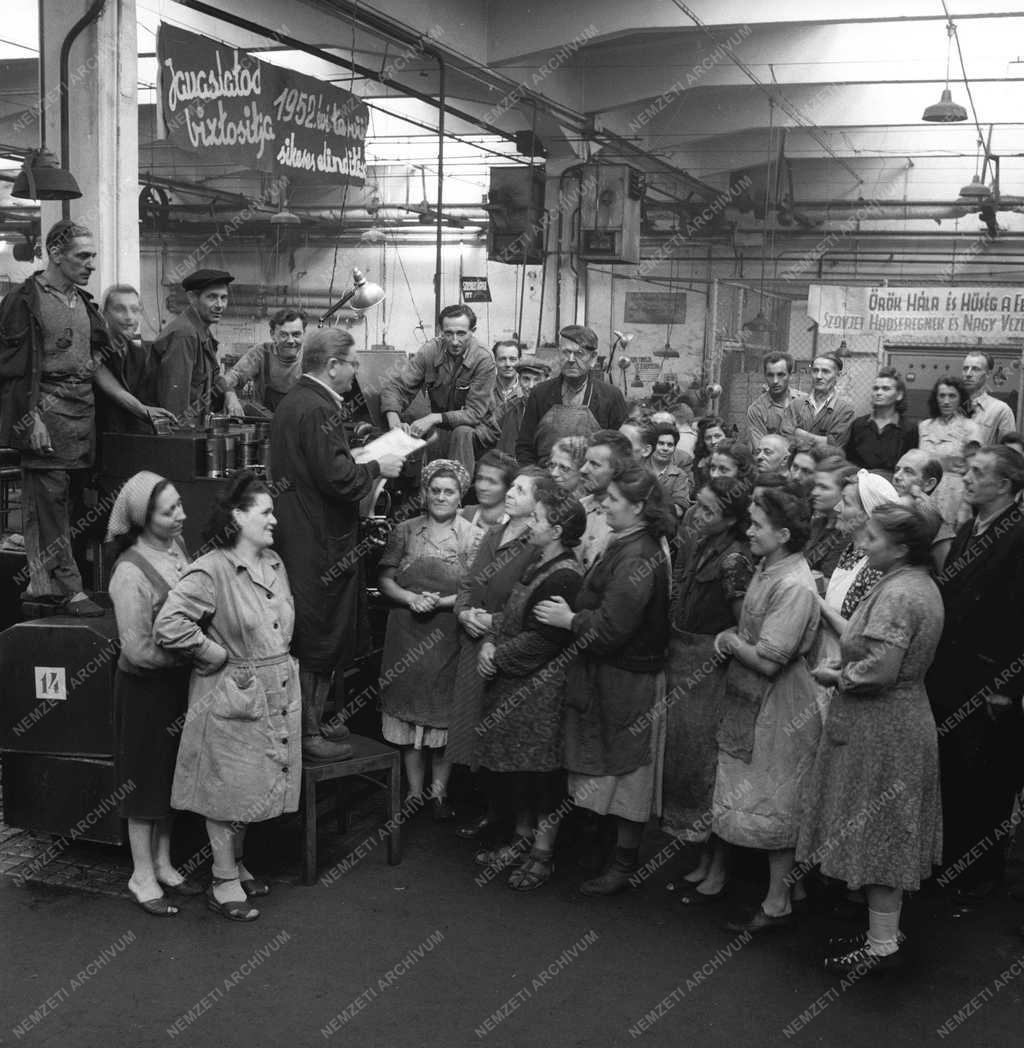 Gazdaságpolitika - Röpgyűlés Sztálin nyilatkozatáról