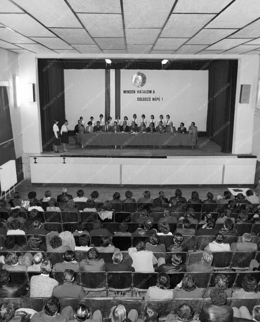 Táj, város - Csesztreg