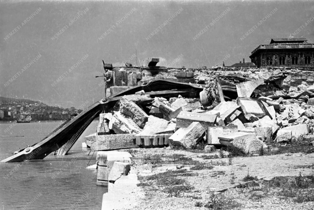 Romos Budapest - Lánchíd