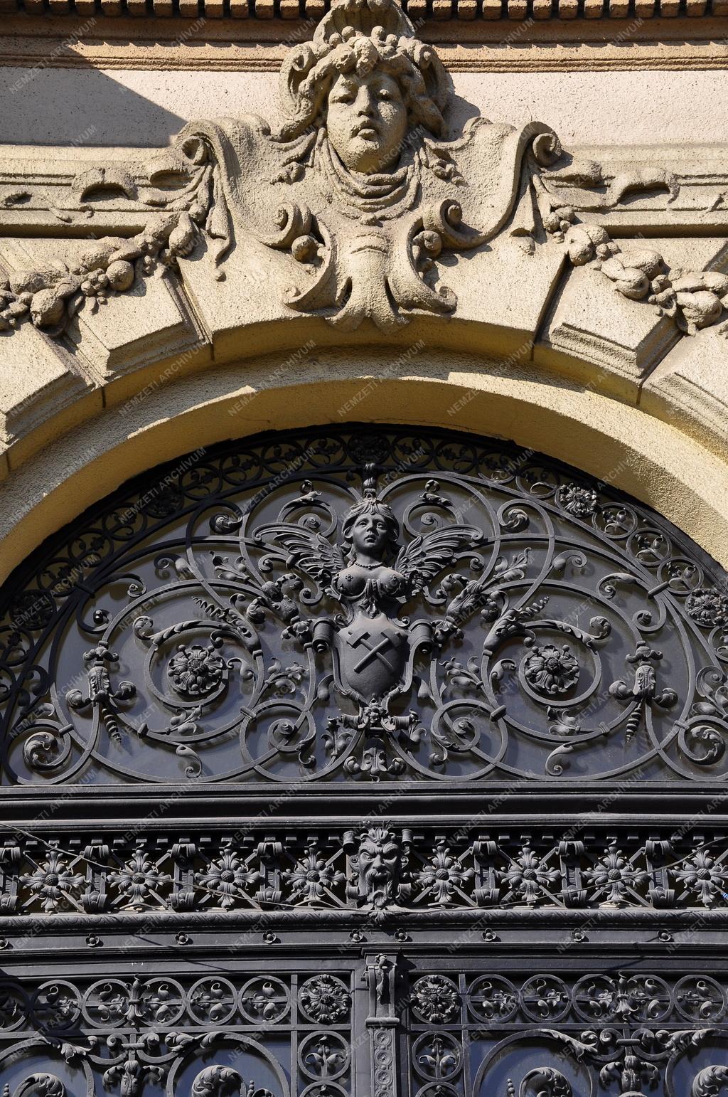 Városkép - Budapest - Díszkapu
