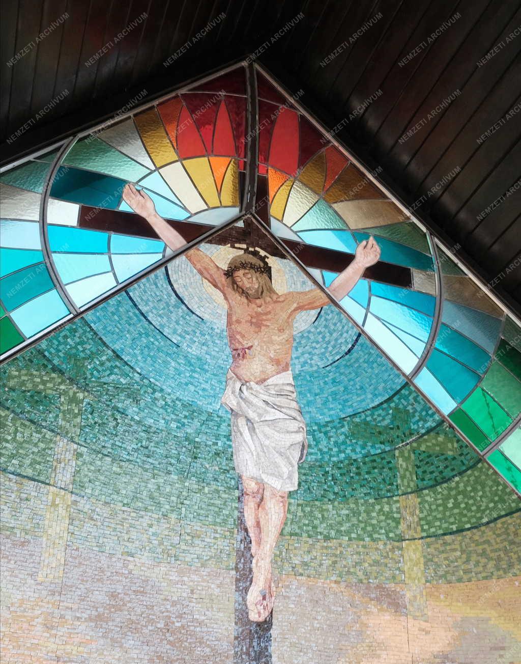 Egyház - Budapest-Kelenföld Szent Gellért Plébánia épületegyüttes