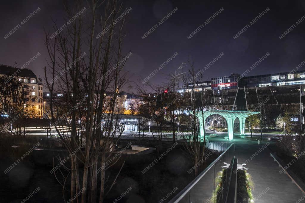 Városkép - Budapest - A Széllkapu park este
