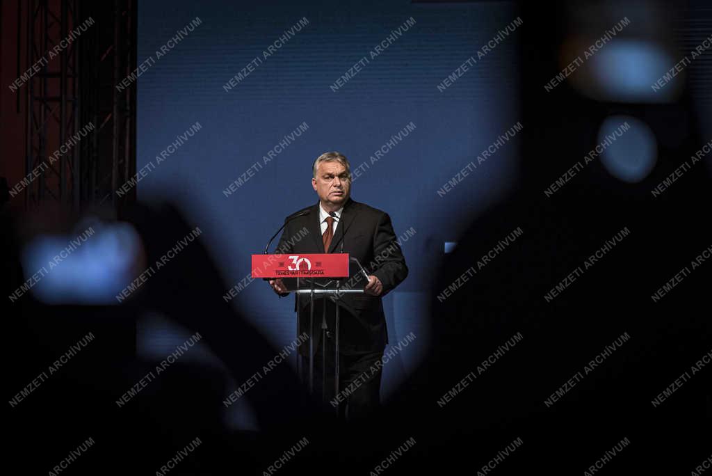 Temesvár 30 - Orbán Viktor a Temesváron rendezett gálaesten 