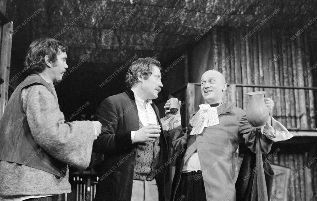 Kultúra - Színház - Heinrich von Kleist: Az eltört korsó 