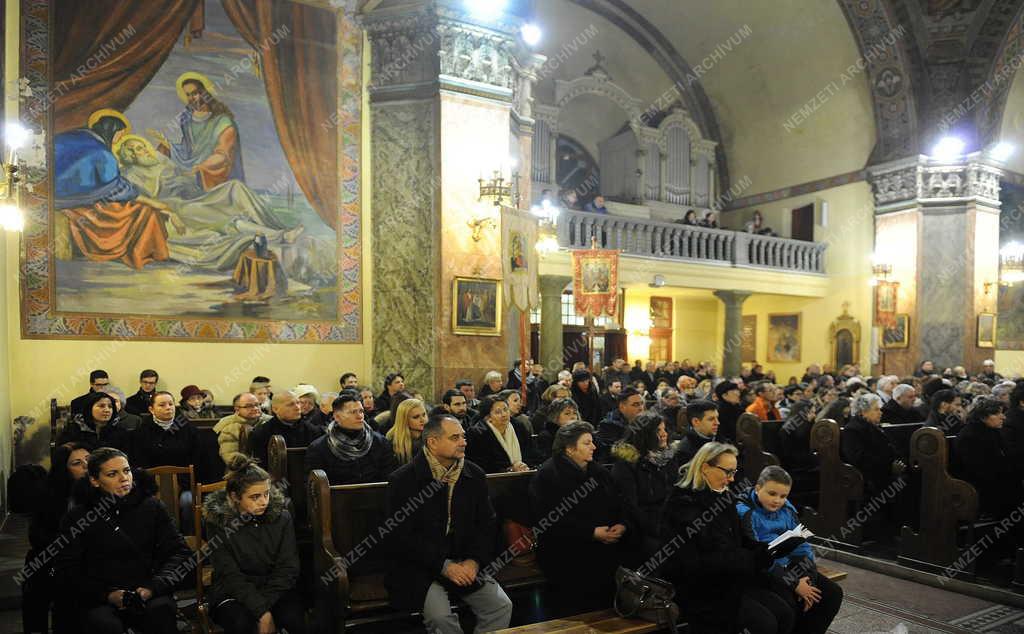 Vallás - Debrecen - Éjféli Nagy Szent Liturgia