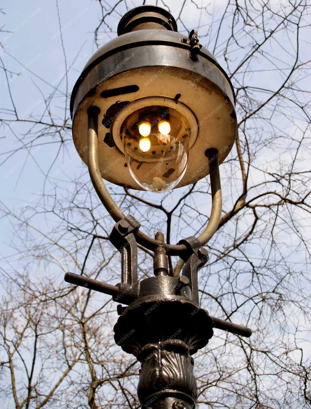 Budapest - Budai Vár - Gázlámpa