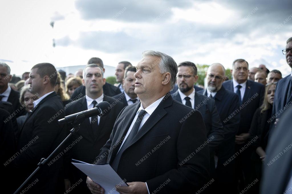 Végső búcsút vettek Pásztor Istvántól