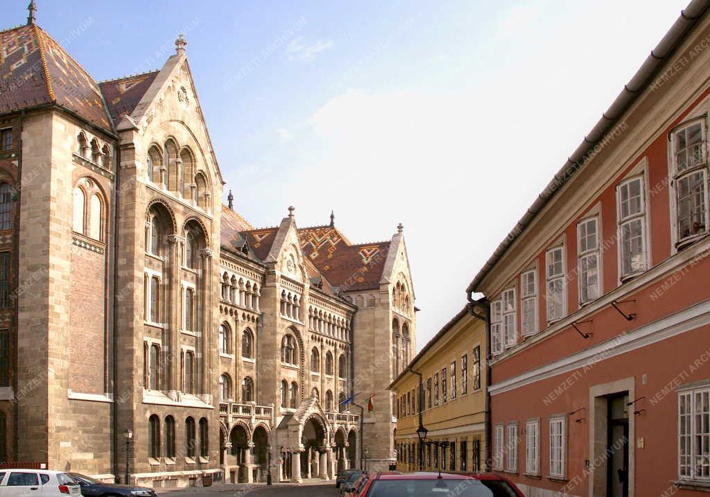 Budapest - Vár - Magyar Országos Levéltár 