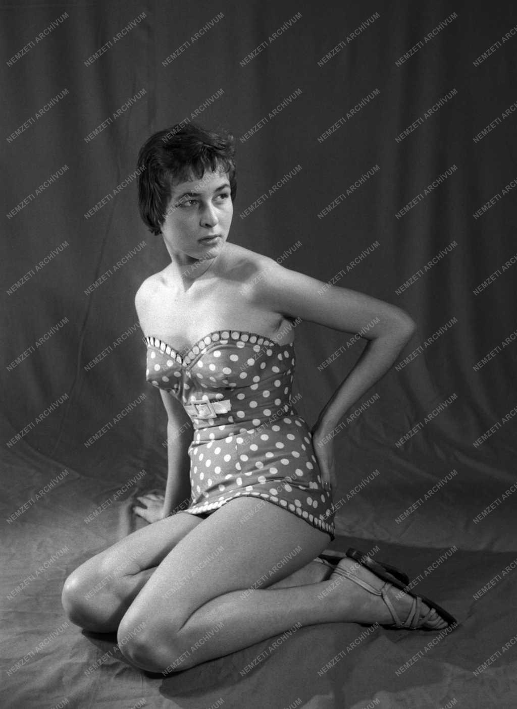 Ruházati ipar - Nyári divat 1957-ben 