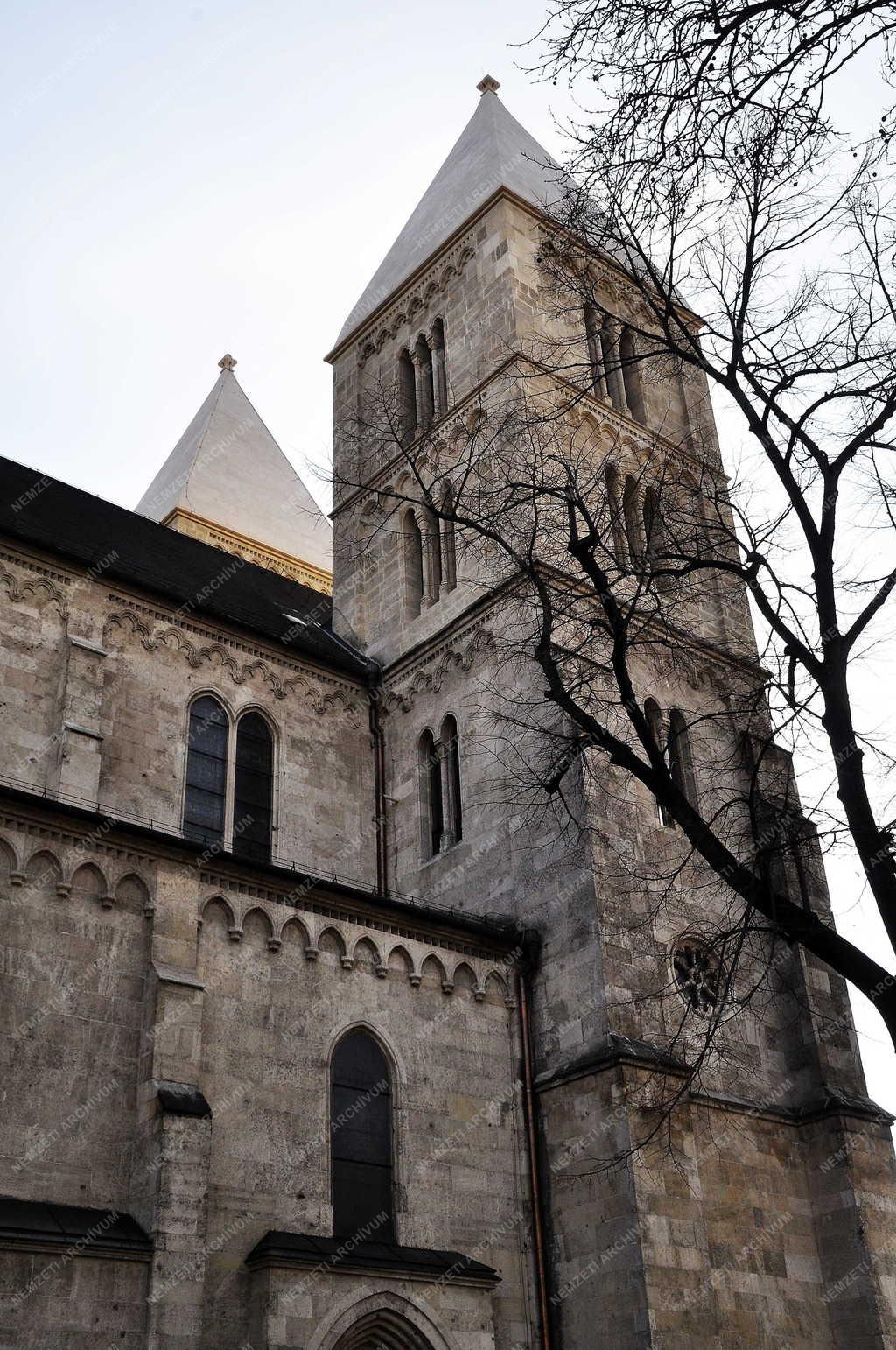 Egyház - 90 éves az Újlipótvárosi Árpád-házi Szent Margit templom