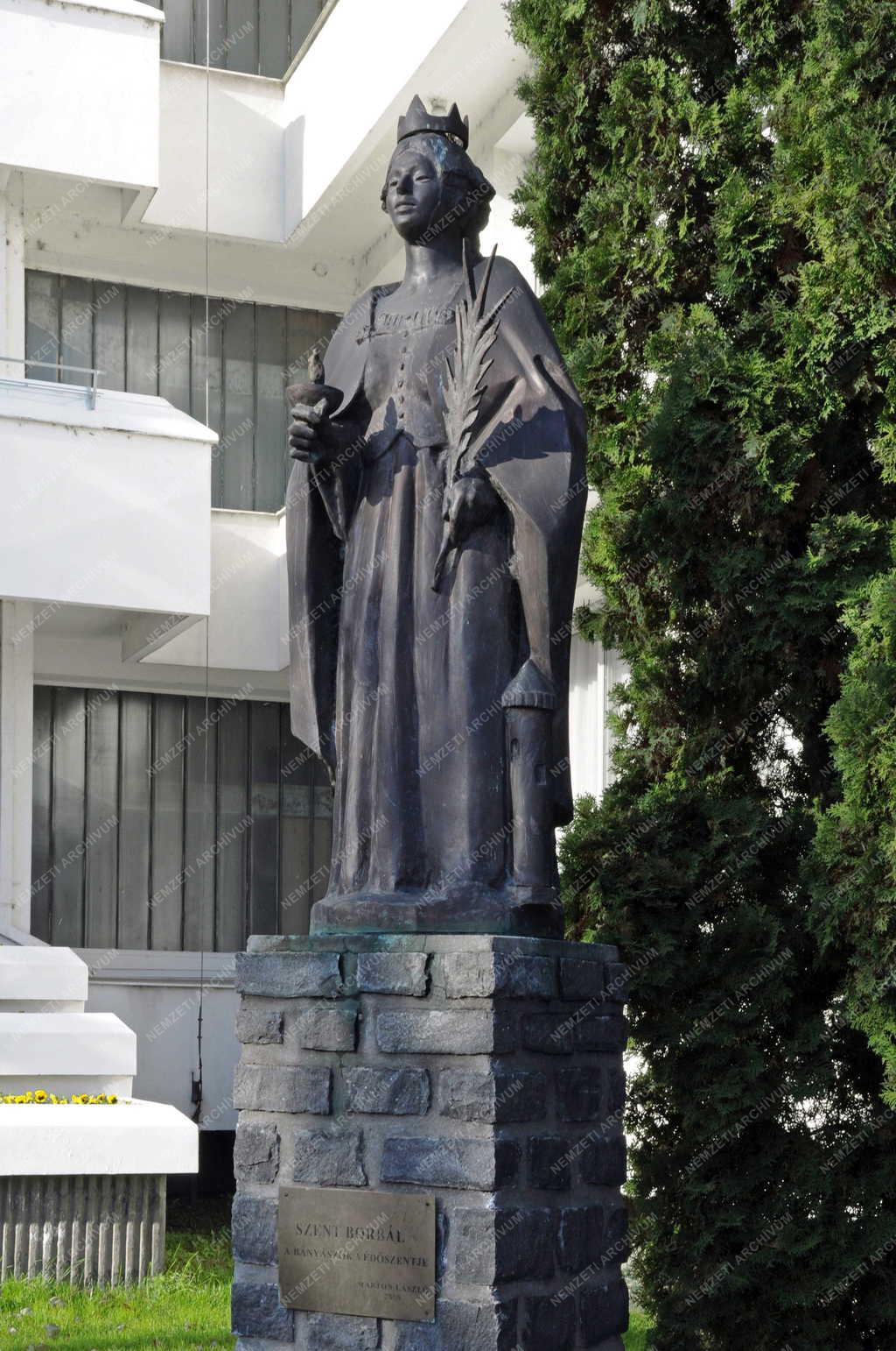 Tapolca - Szent Borbála szobor