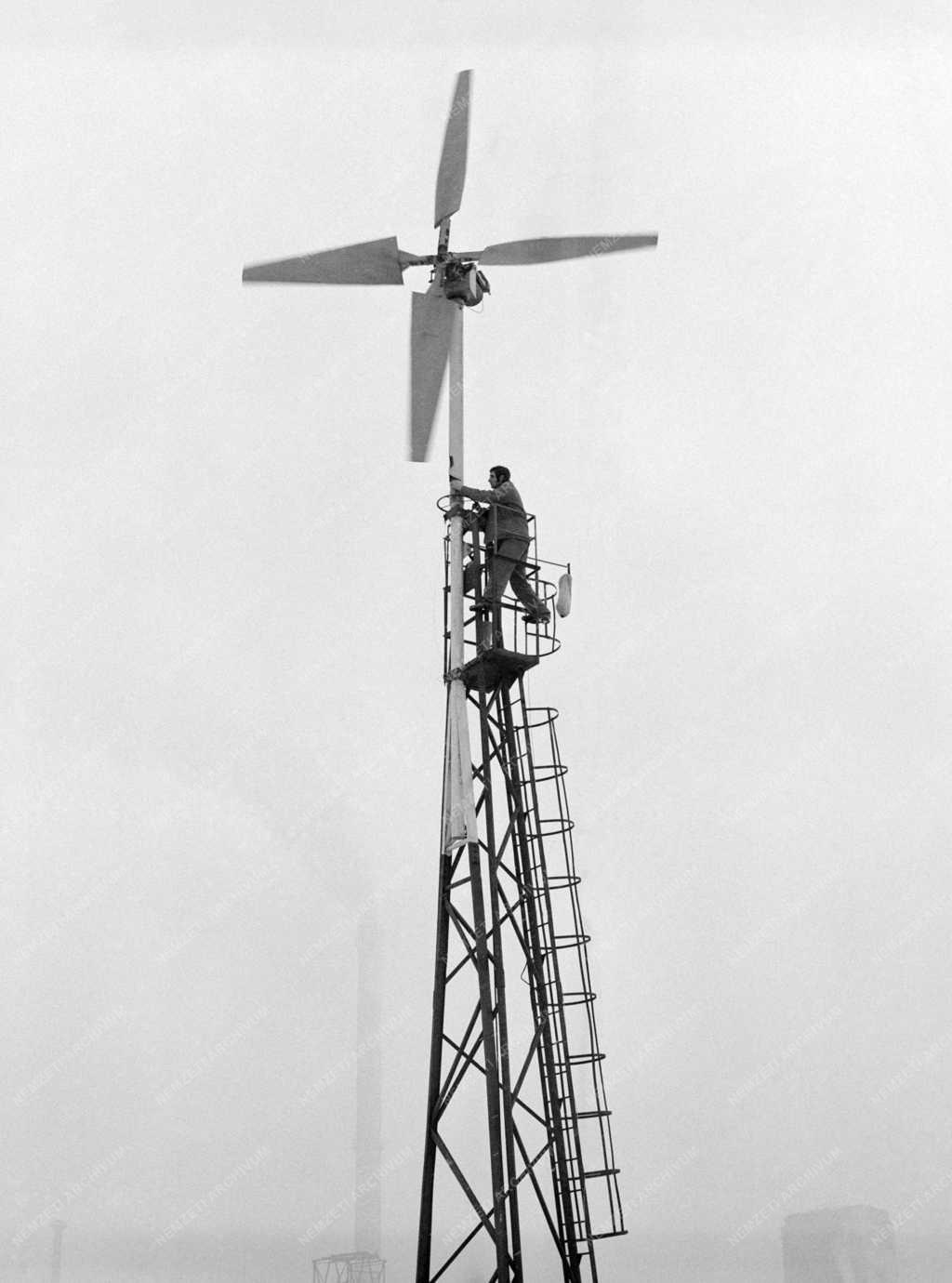 Ipar - Energia - Kísérleti szélerőmű