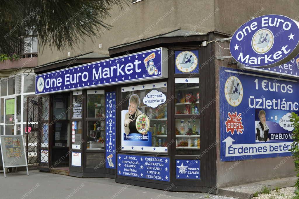 Kereskedelem - Budapest - Egy eurós bolt Kőbányán