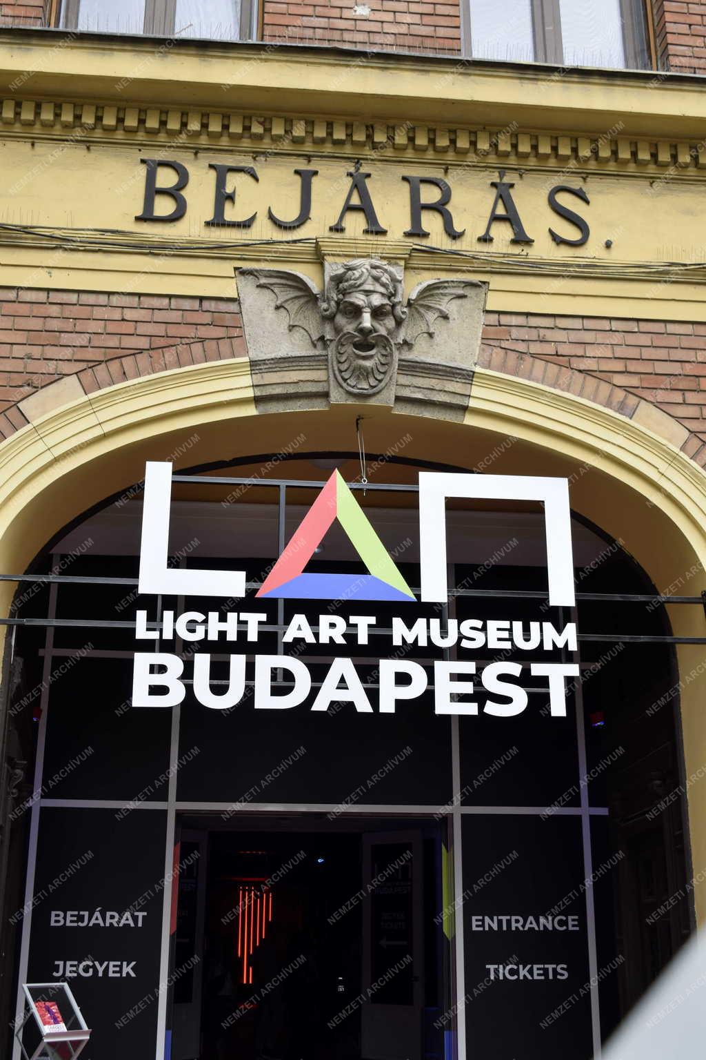 Kultúra - Budapest - Light Art Museum