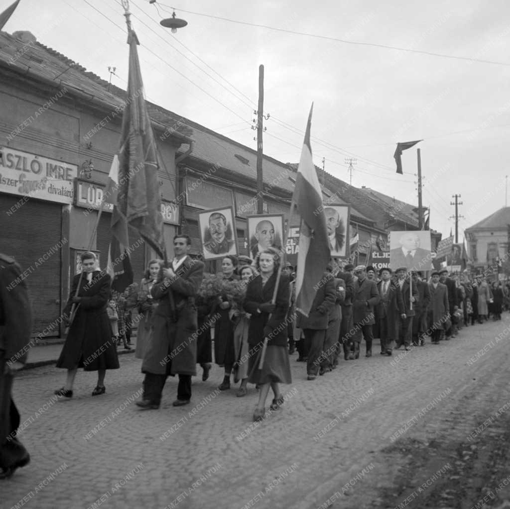 Belpolitika - Az MDP országjáró gyűlése