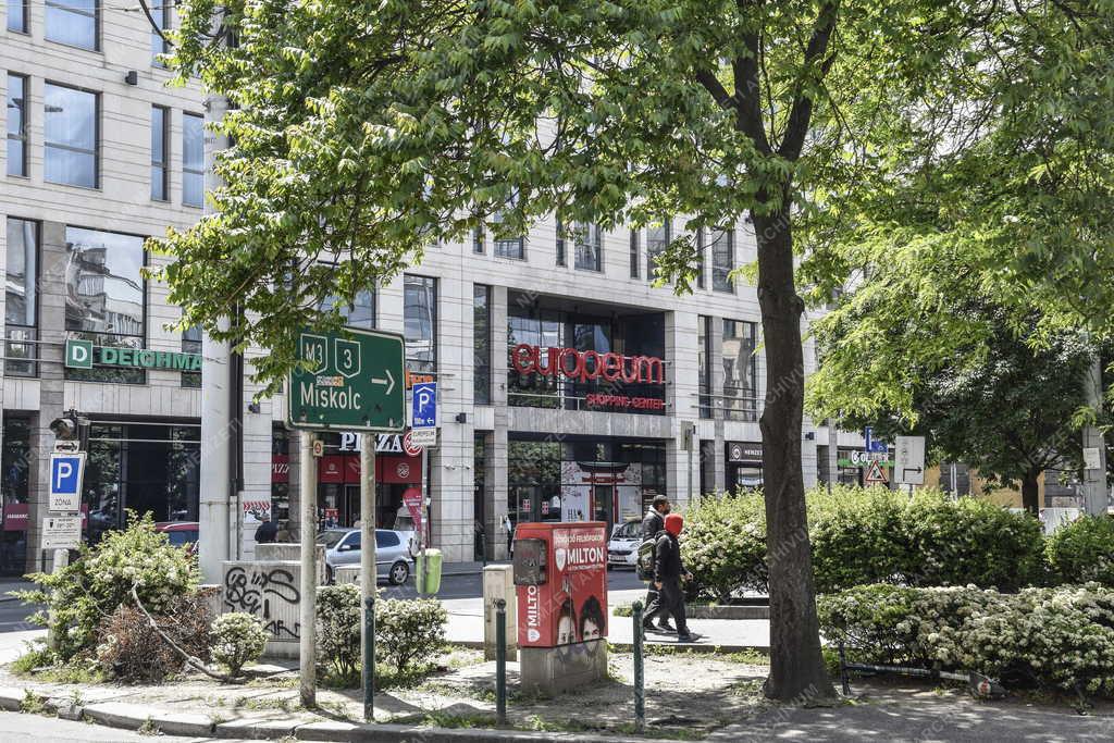 Városkép - Budapest - Blaha Lujza tér - Europeum Bevásárlóközpont