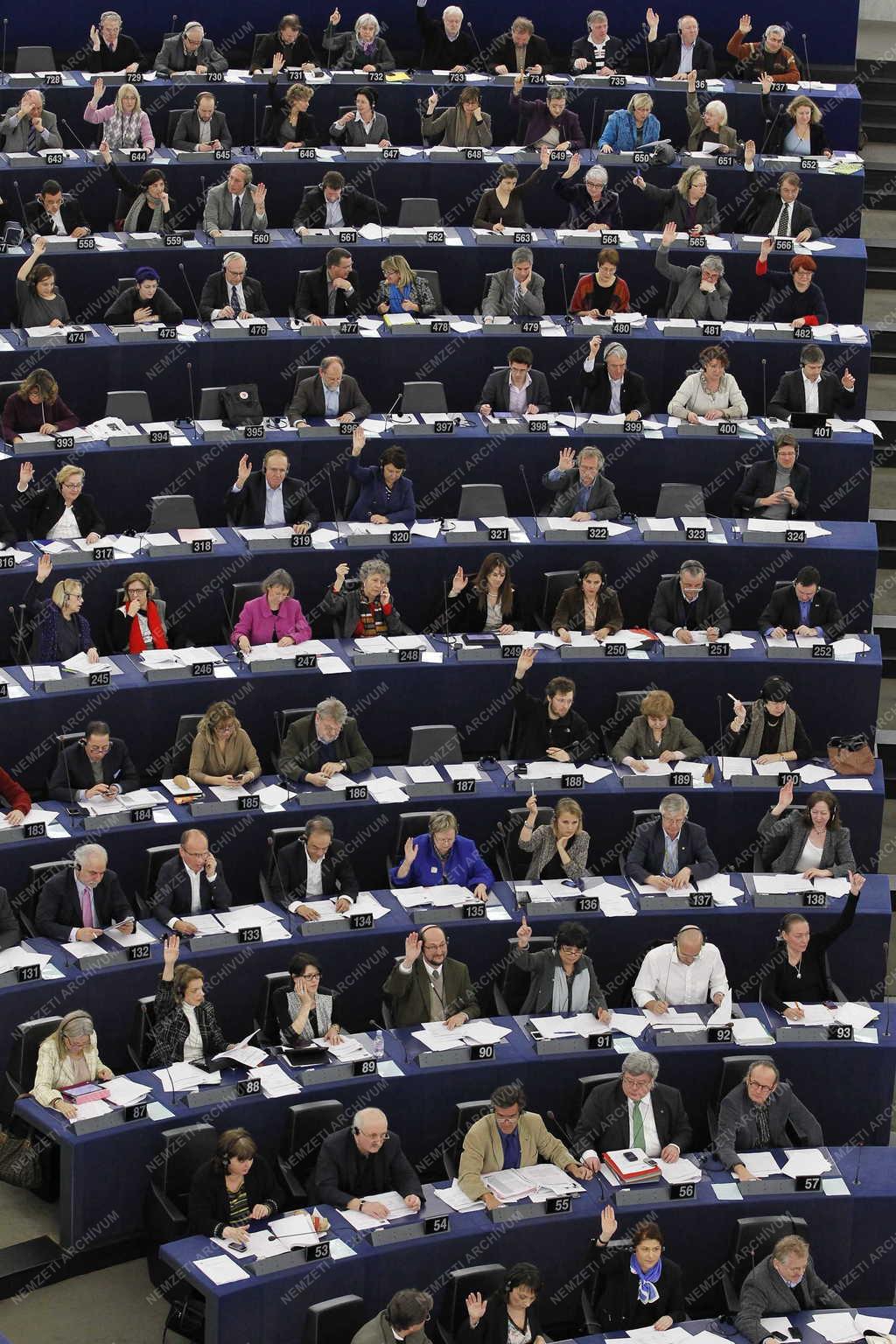 EP - Európai Parlament