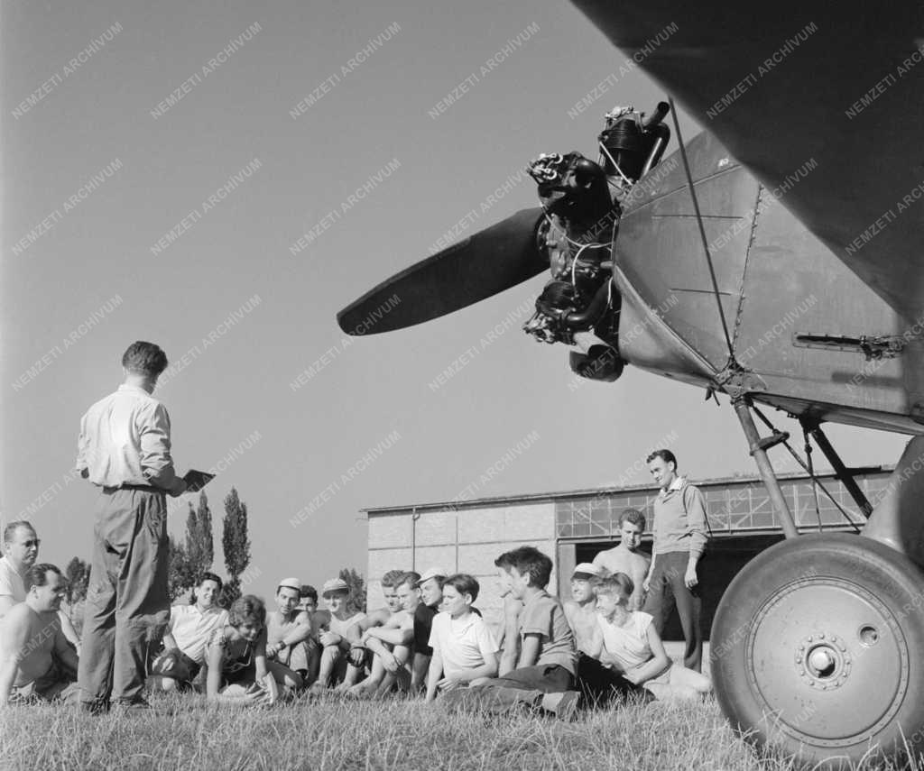 Sport - Közlekedés - Miskolci repülőtér