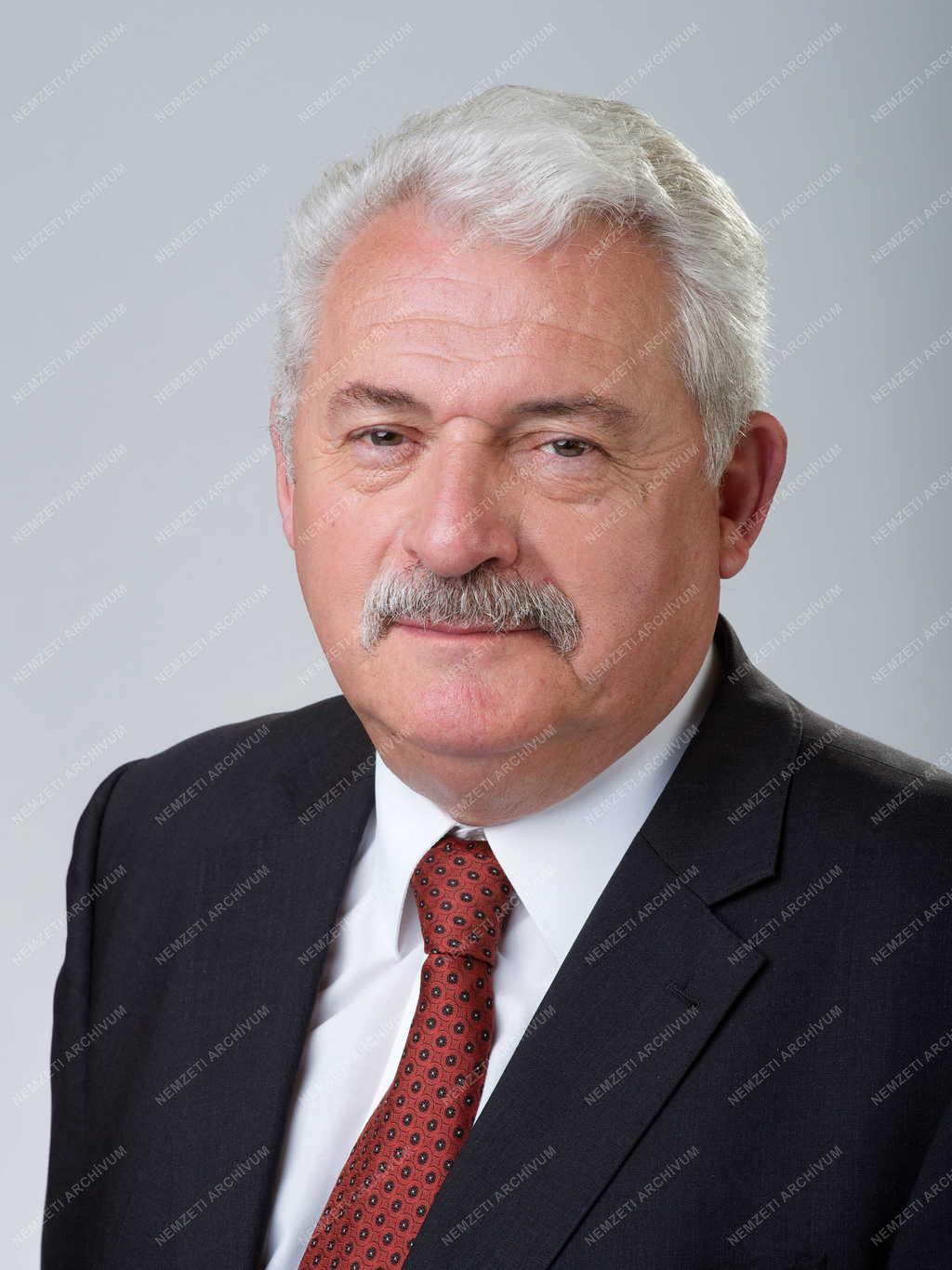 Új kormány - Államtitkárok - Fónagy János