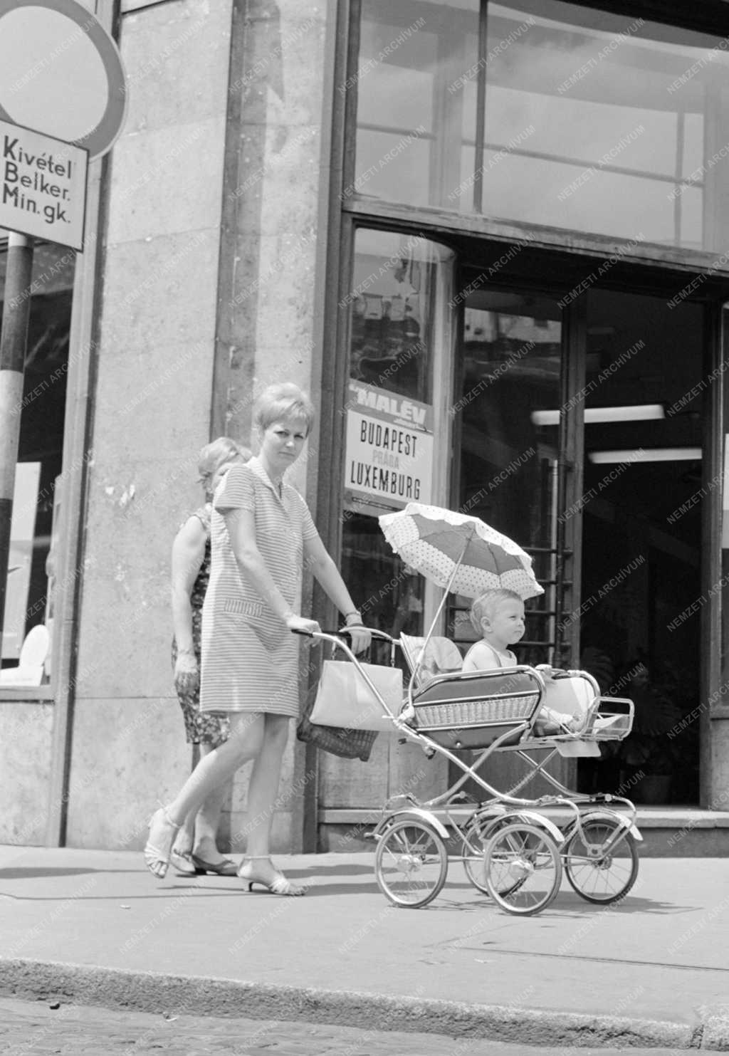 Városkép-életkép - Budapest belvárosában