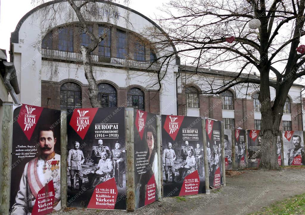 Történelem - Budapest - Fotósorozat a Károly körúton
