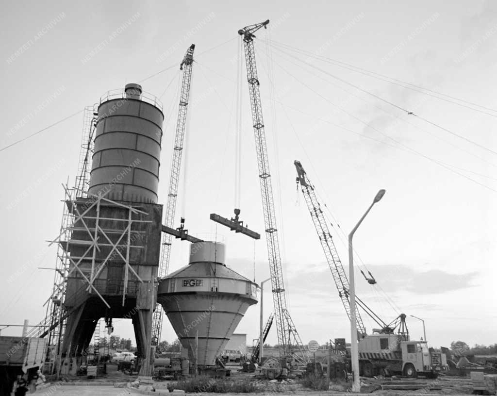 Ipar - Automatizált betongyár épül Nyíregyházán