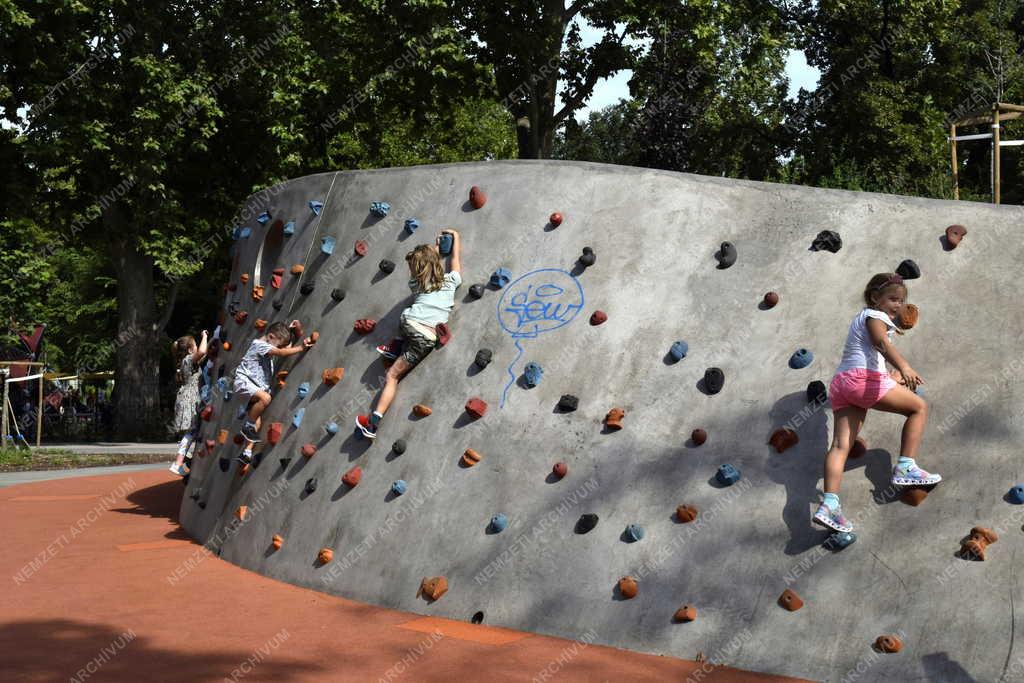 Szabadidő - Budapest - Városligeti Sportcentrum