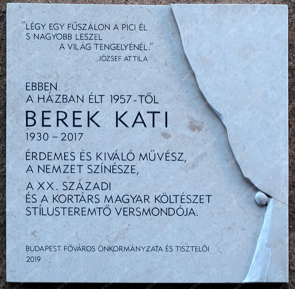 Emléktábla - Budapest - Berek Kati