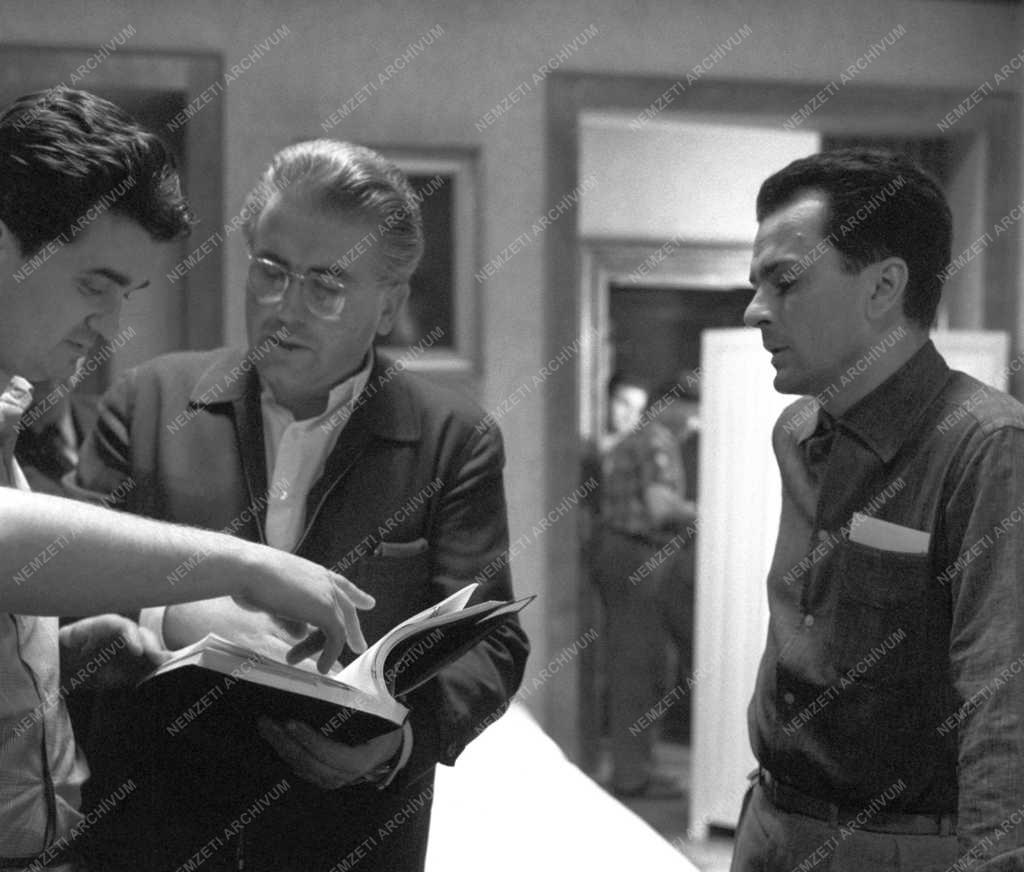 Filmforgatás - Bacsó Béla: Katonazene