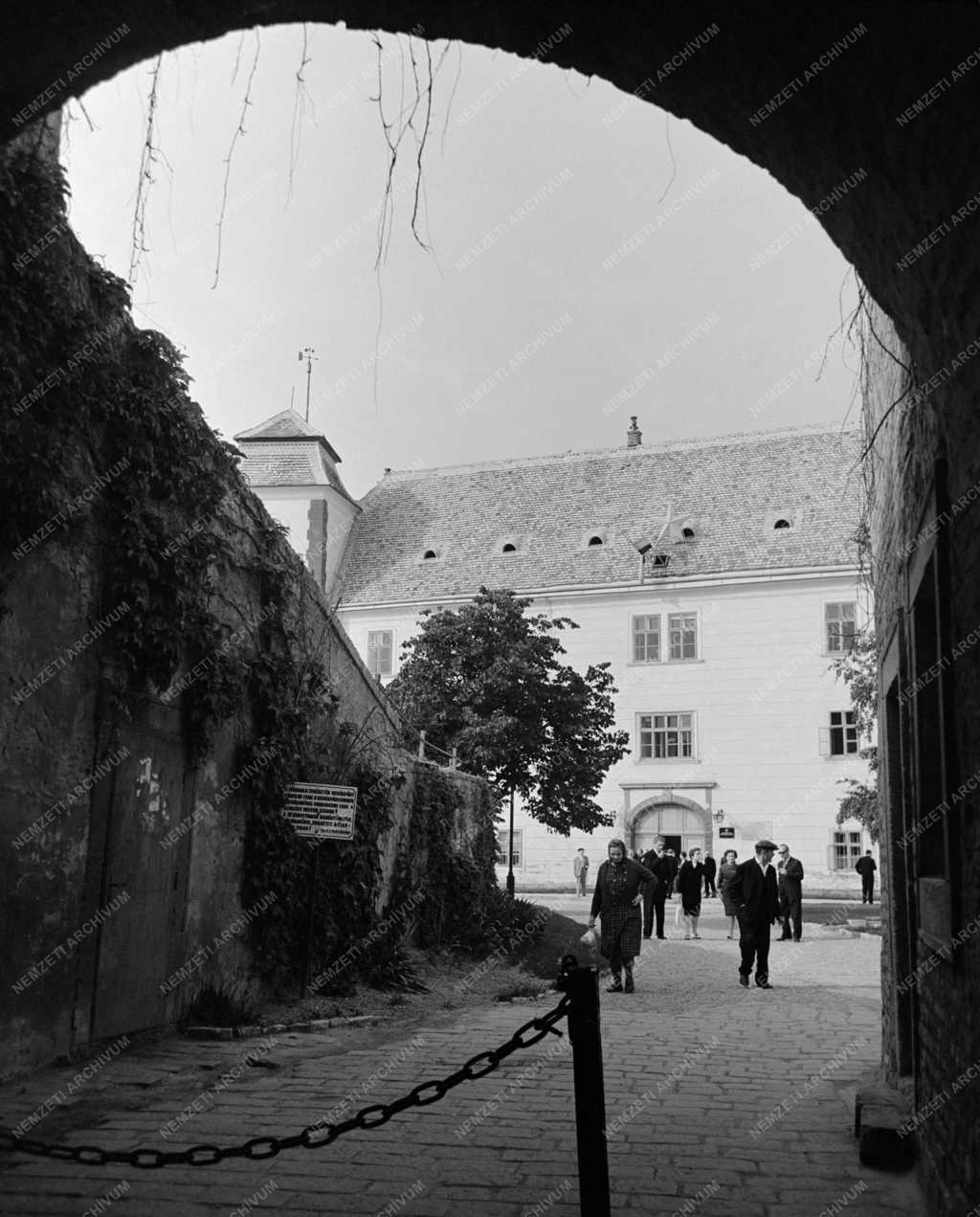 Oktatás - Mosonmagyaróvári Agrártudományi Főiskola