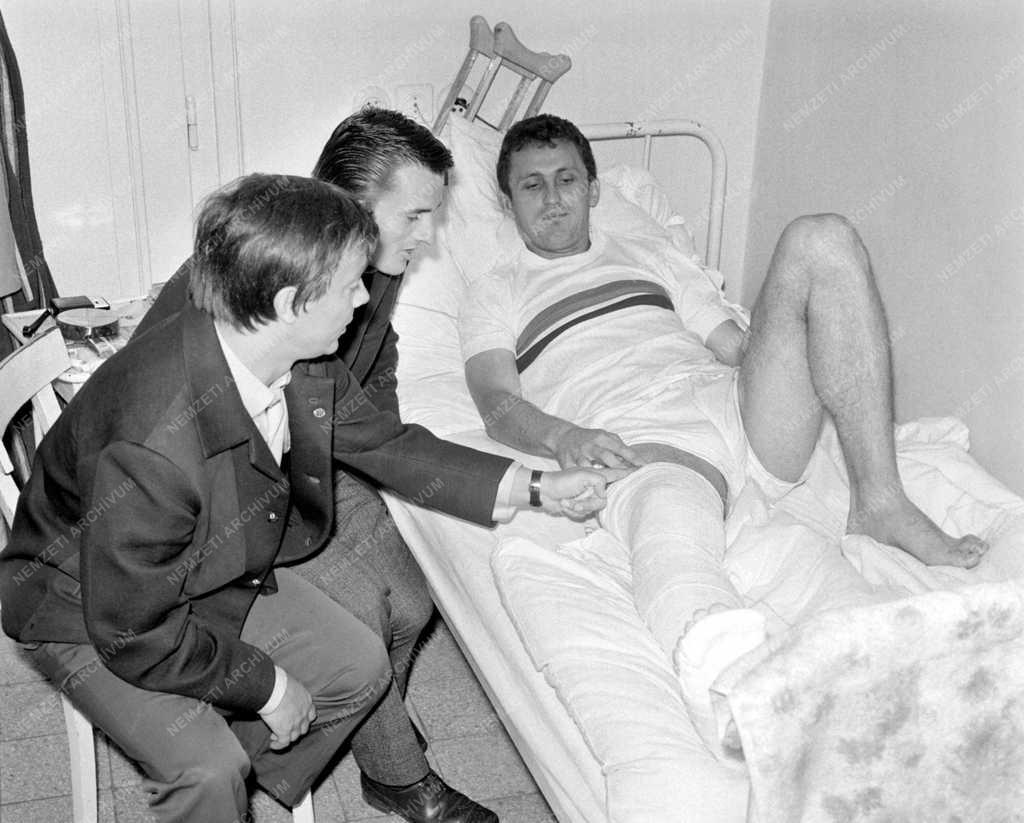 Sport - Albert Flórián a Sportkórházban