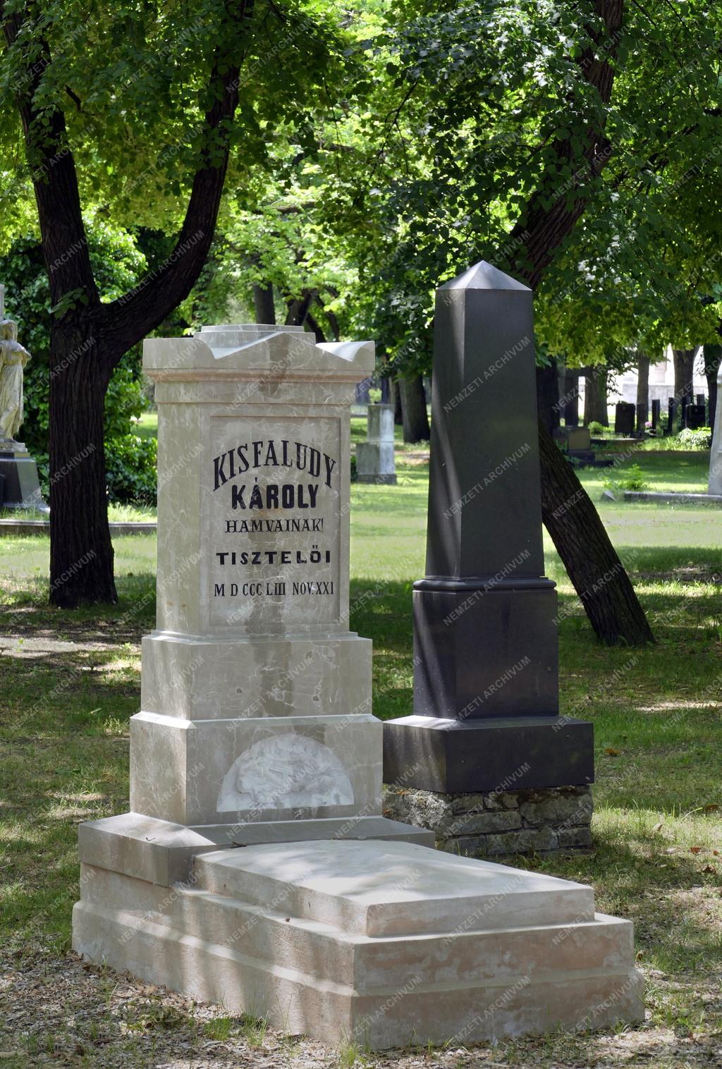 Temető - Budapest - Fiumei Úti Sírkert