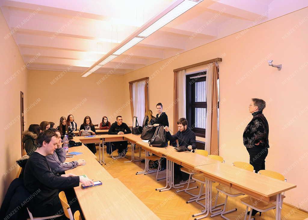 Oktatás - Debrecen - Vizsgaidőszak az egyetemen