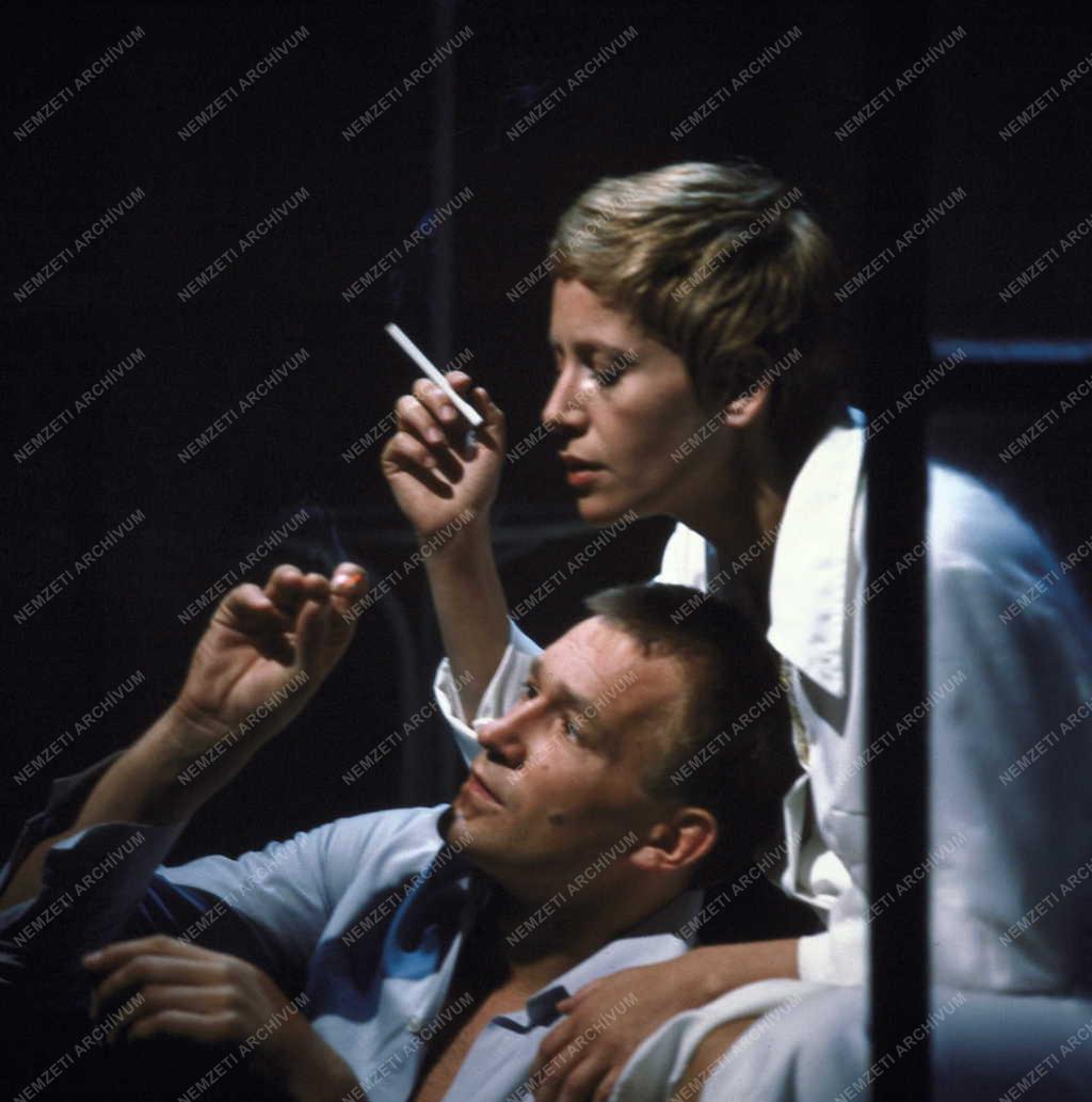 Kultúra - Film - Tüzet viszek című tv-film forgatása