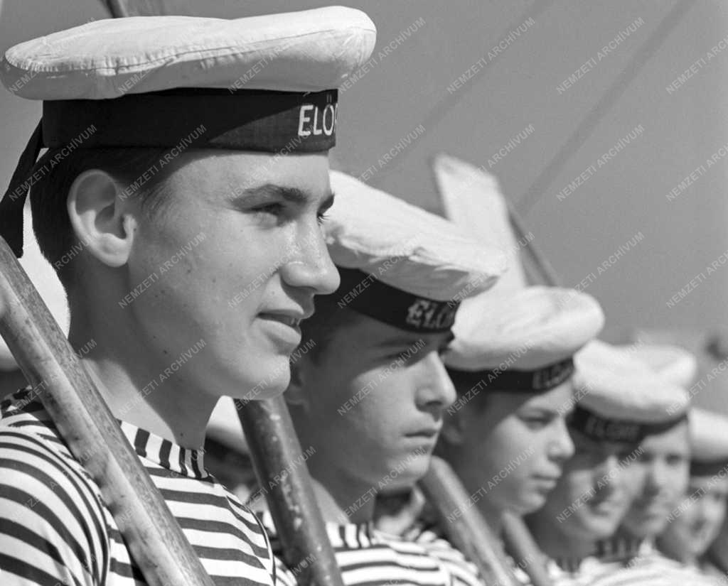 Oktatás - Tengerészeti oktatás a fiúnevelő intézetben