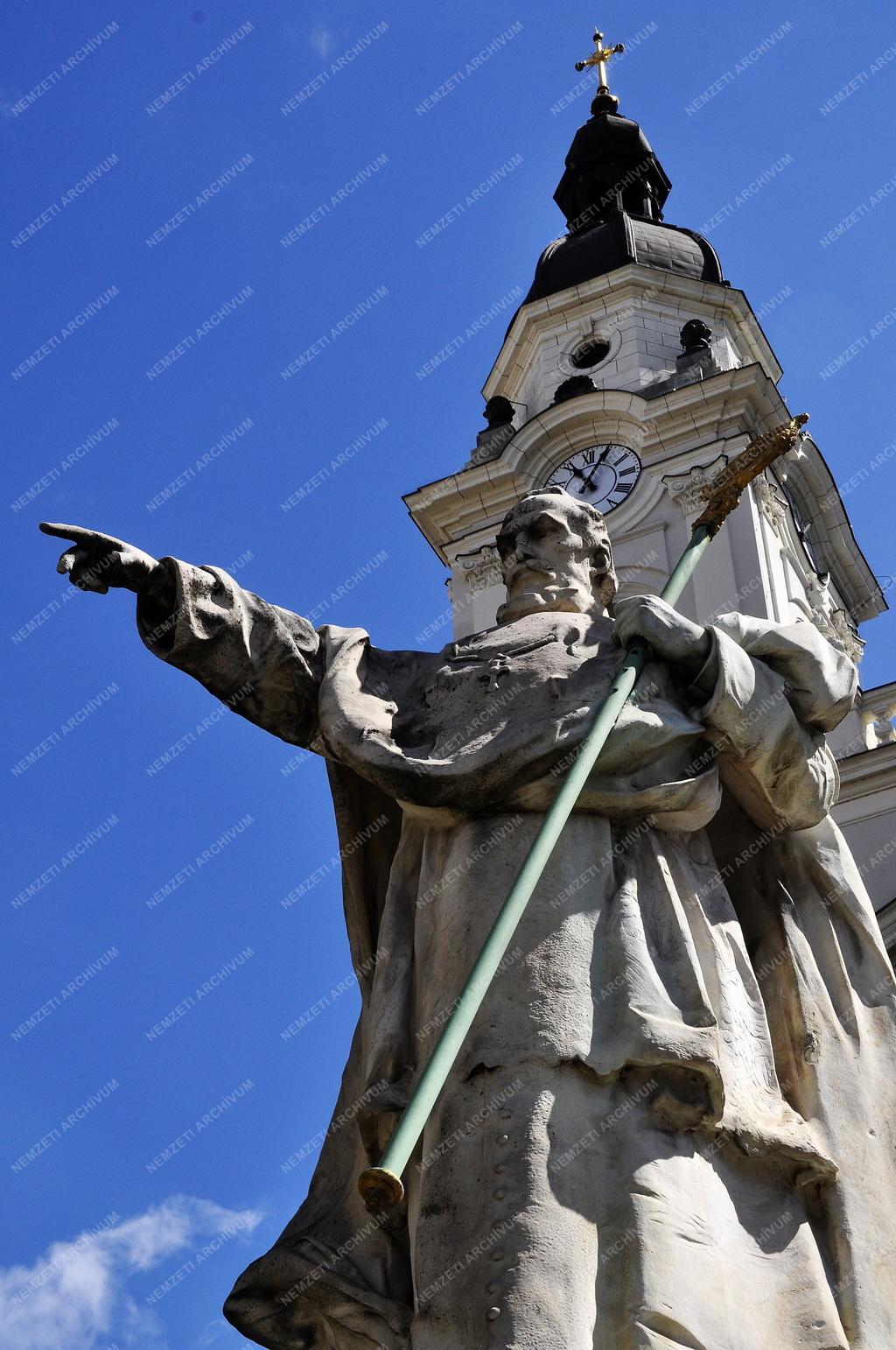Kultúra - Budapest - Pázmány Péter szobra