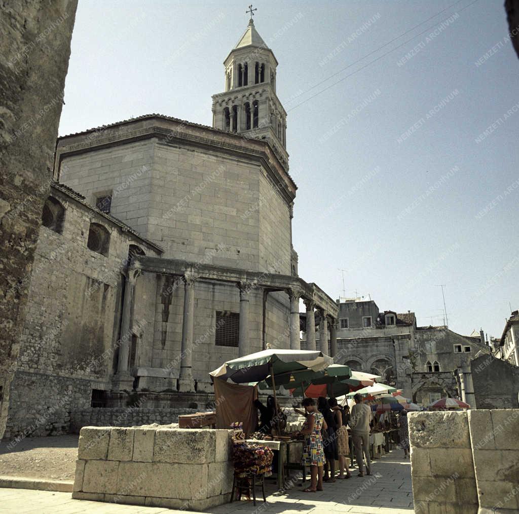 Városkép - Jugoszlávia - Split