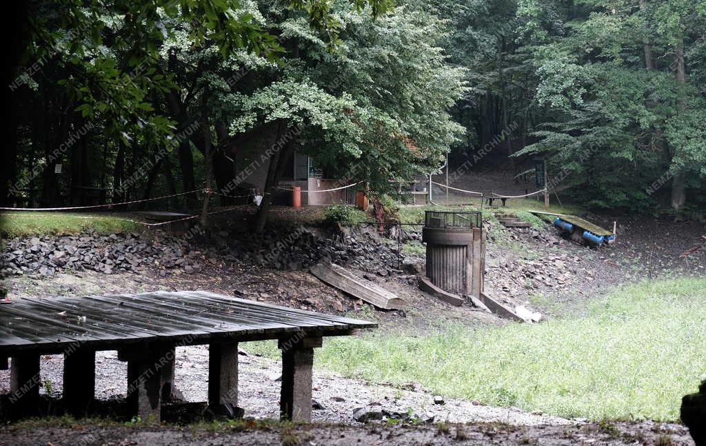 Tájkép - Természetvédelem - Kiszáradt a Királyréti horgásztó