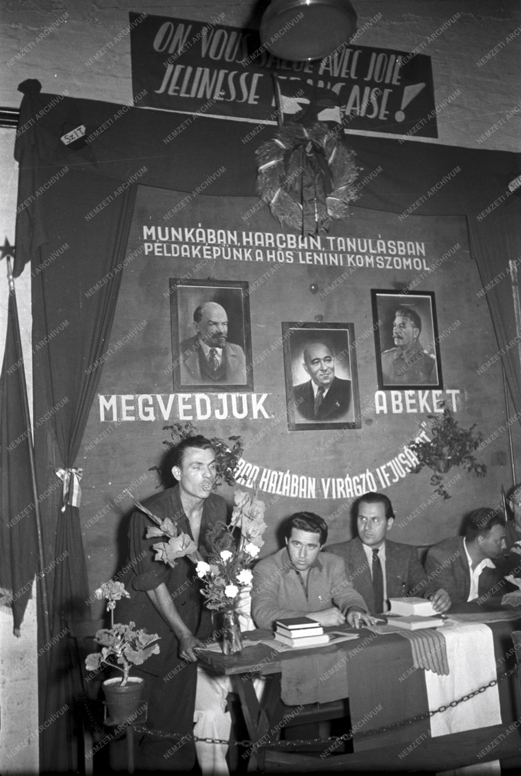 Belpolitika - Politika a munkahelyeken